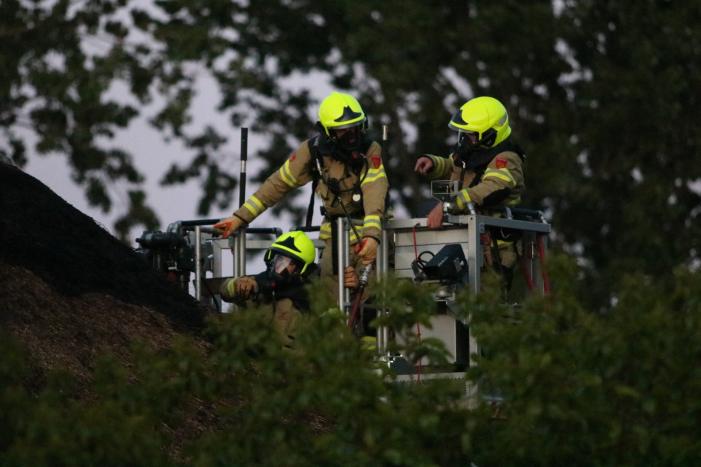Brand in woning met rieten dak