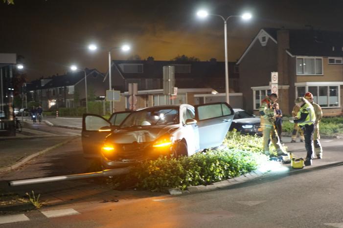 Bestuurder slaat op de vlucht na eenzijdig ongeval