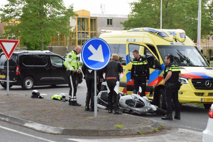 Motorrijder gewond bij glijpartij