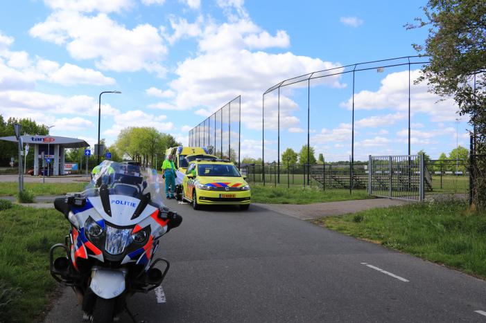 Wielrenner onderuit tijdens toertocht