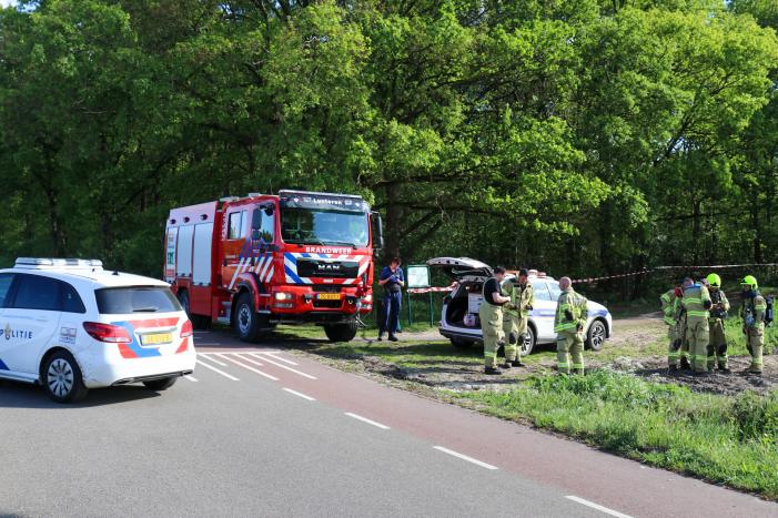 Meerdere vaten met vermoedelijk drugsafval aangetroffen in bos