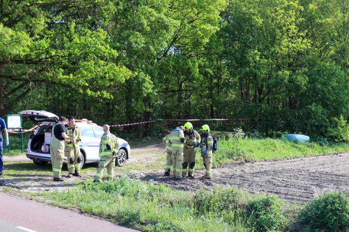 Meerdere vaten met vermoedelijk drugsafval aangetroffen in bos