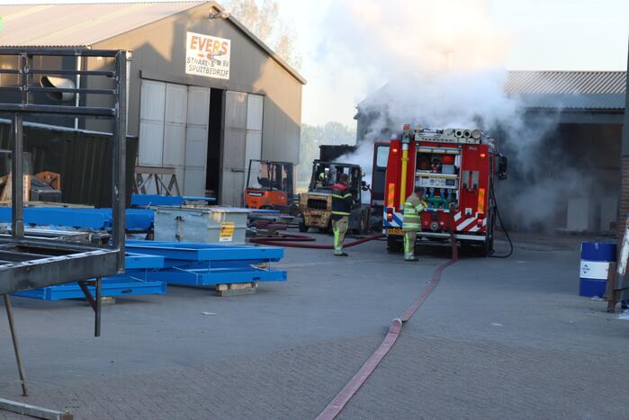 Brand bij straal en spuitbedrijf Evers