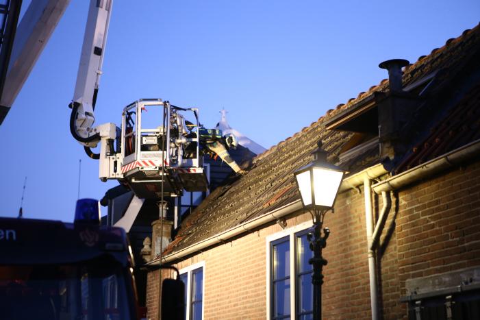 Veel rook bij brand in pand