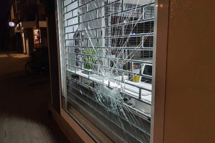 Poging tot inbraak bij elektronicazaak