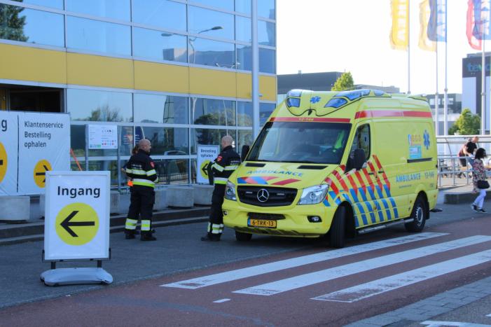 Werknemers Ikea gewond door chemische vloeistoffen