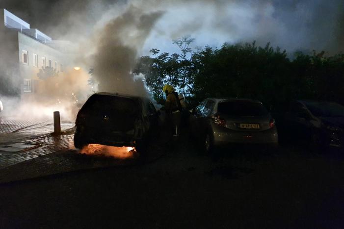 Auto verwoest door brand