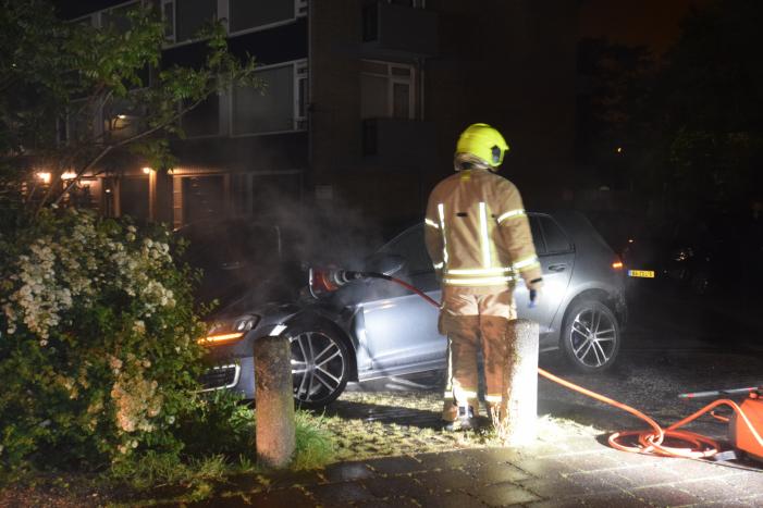 Auto verwoest door brand