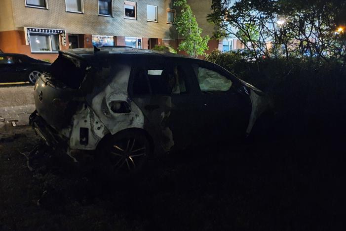 Auto verwoest door brand