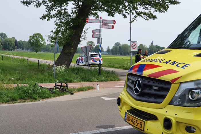 Wielrenner gewond na aanrijding