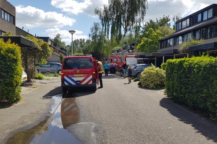 Straten blank na gesprongen waterleiding