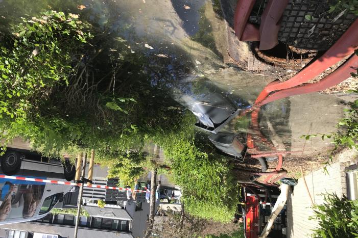 Straten blank na gesprongen waterleiding