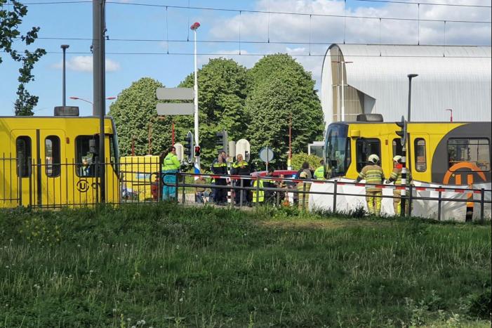 Brommerrijder overleden bij ongeval met tram halte Zuilenstein