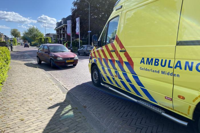 Fietser raakt gewond bij aanrijding met auto