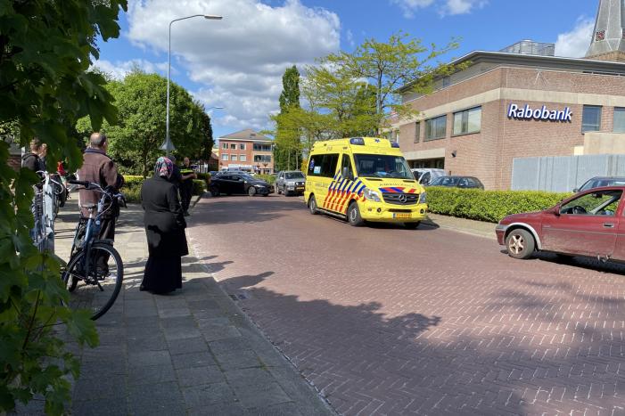 Fietser raakt gewond bij aanrijding met auto