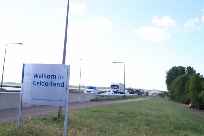 Ernstige verkeershinder door storing brug Nijkerkersluis