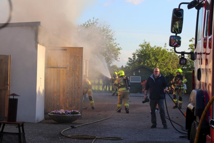 Flinke brand in garagebox