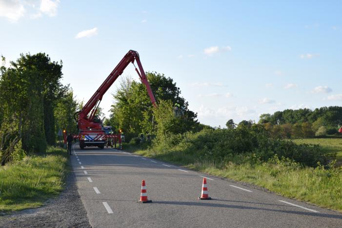 Gewonde bij auto te water