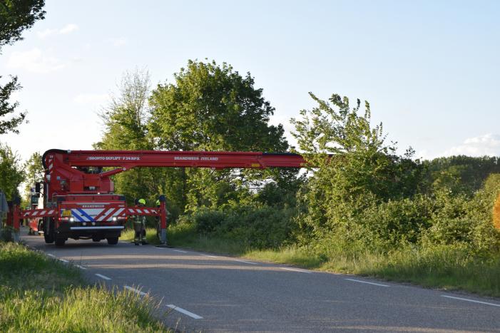 Gewonde bij auto te water
