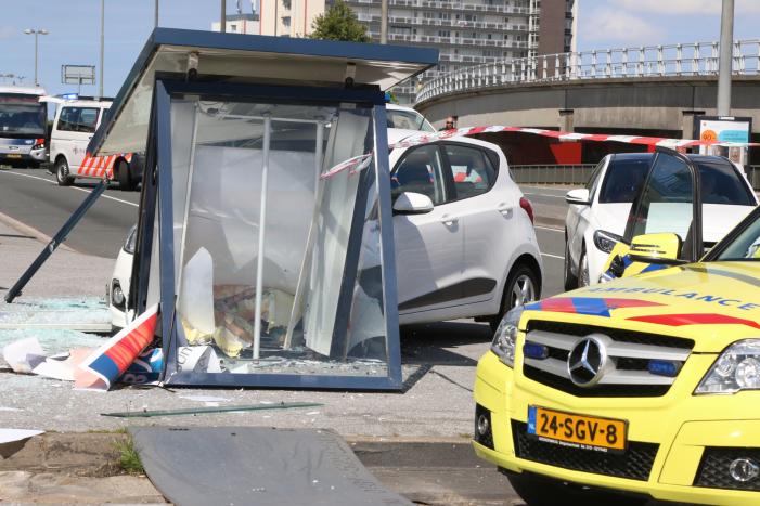 Bushok aan diggelen gereden