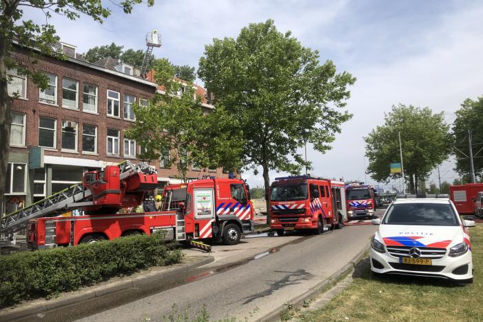 Brand in schuur overgeslagen naar woningen