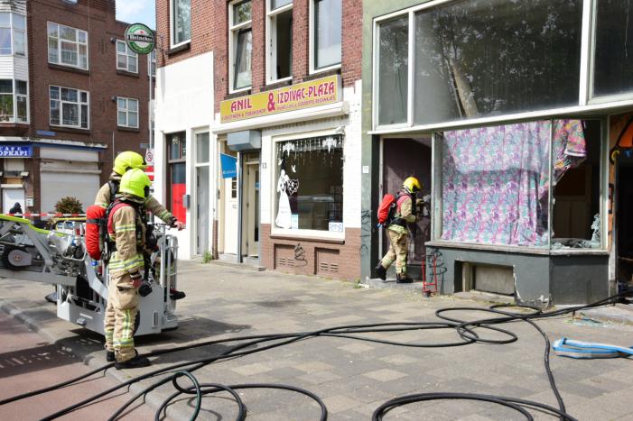 Brand in schuur overgeslagen naar woningen