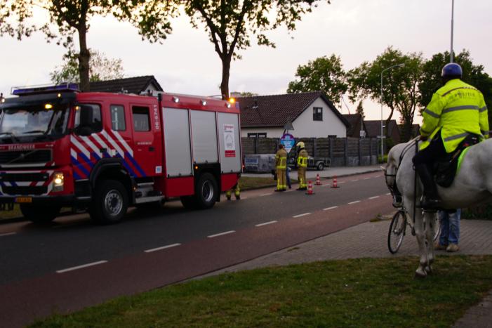 Vuurton geblust met emmer water