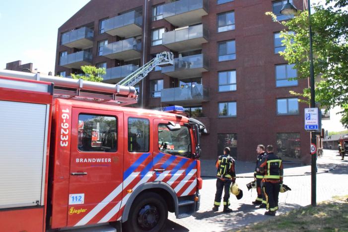 Brand op derde verdieping van appartementencomplex
