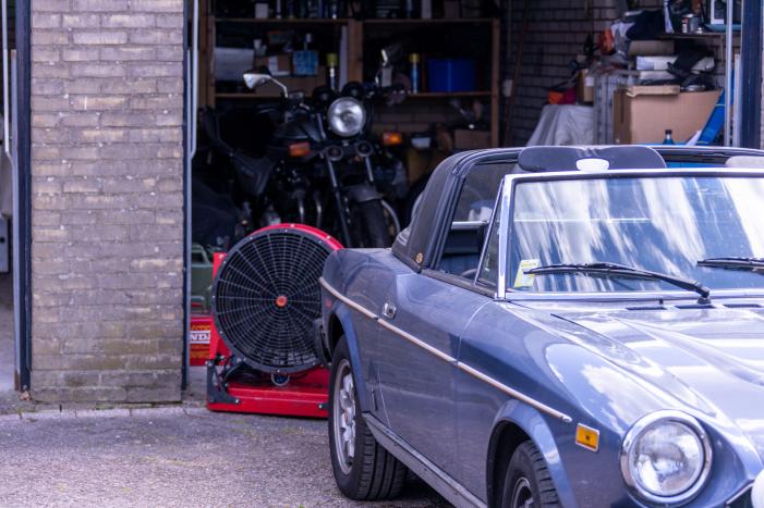 Onderzoek naar vreemde lucht in garageboxen