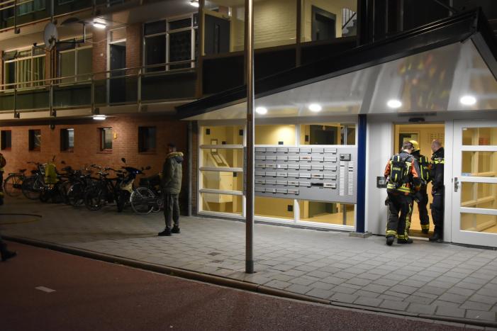 Veel rook bij brand in kelderbox