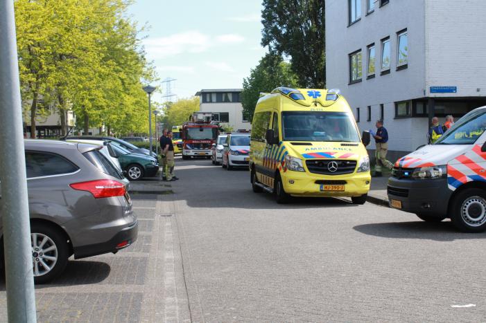 Zwaargewonde bij steekpartij in woning