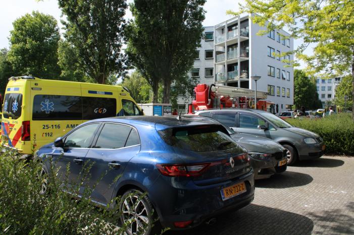 Zwaargewonde bij steekpartij in woning