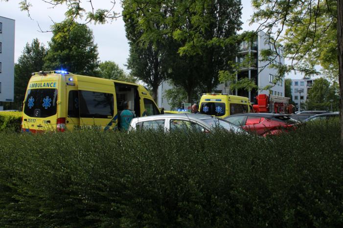 Zwaargewonde bij steekpartij in woning