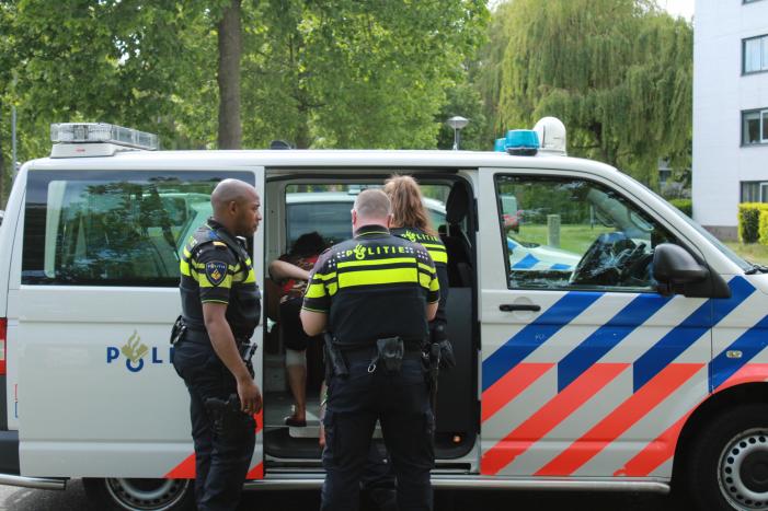 Zwaargewonde bij steekpartij in woning