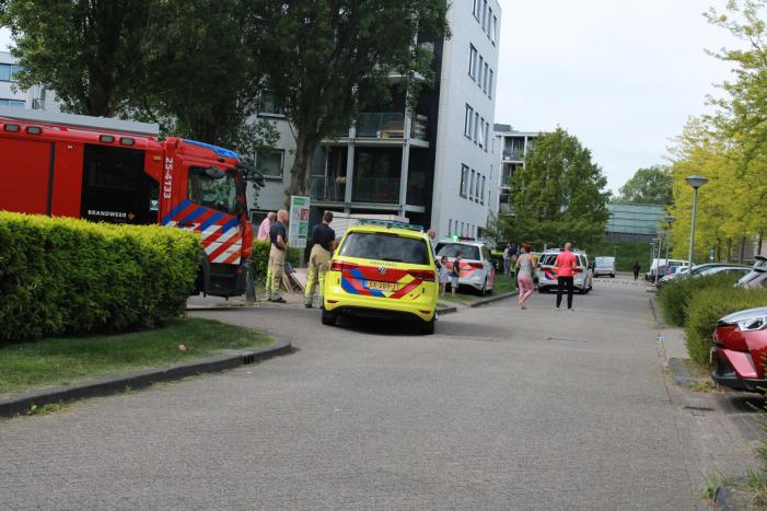 Zwaargewonde bij steekpartij in woning