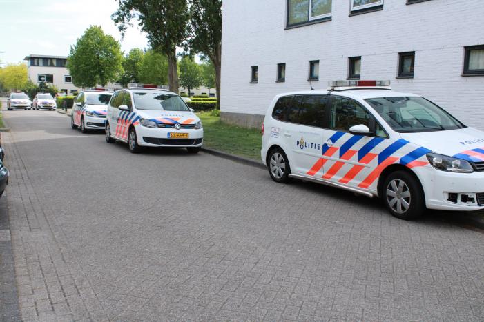 Zwaargewonde bij steekpartij in woning