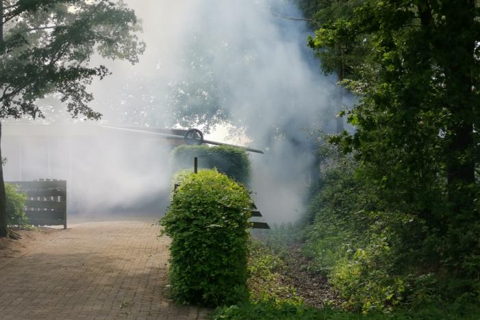 Stuk bosschage in brand