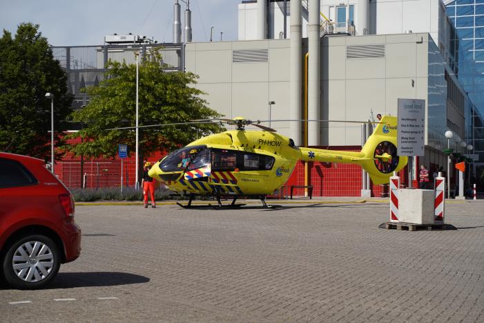 Traumahelikopter brengt patiënt van Duitsland terug naar Nederland