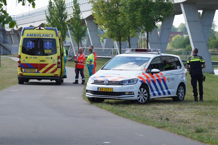 Man raakt ernstig gewond bij val met fiets