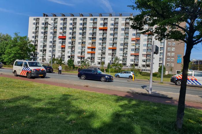 Behoorlijke schade na aanrijding in Delfshaven