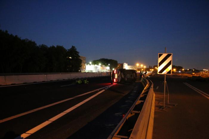 Motorrijder zwaargewond na ongeval met personenauto