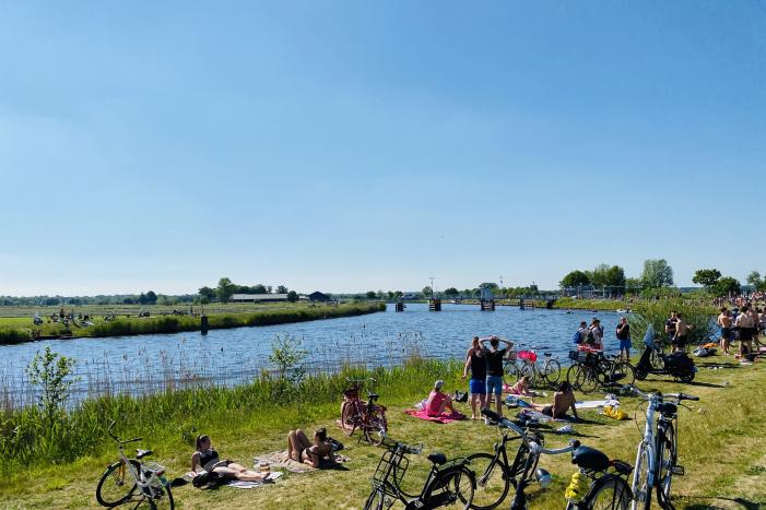 Massale vechtpartij bij drukte langs de Eem