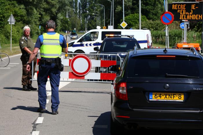 Recreatiegebied Merwelanden afgesloten door drukte