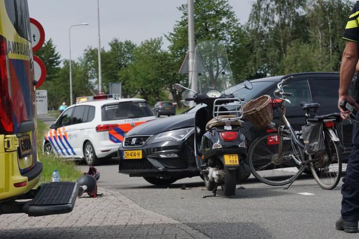 Gewonden bij aanrijding met scooter