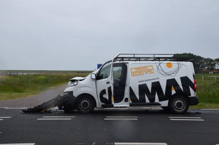 Gewonden na aanrijding met bestelbus