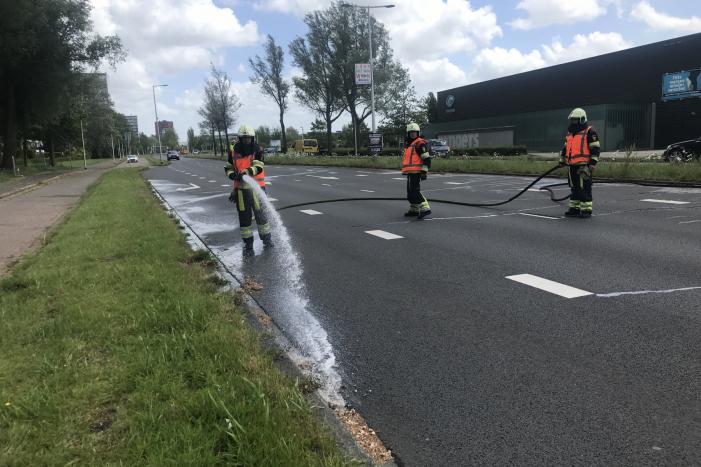 Flink stuk berm in brand