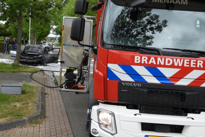 Auto verwoest door brand