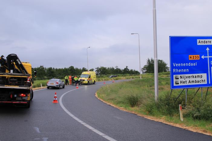 Motorrijder onderuit op afrit