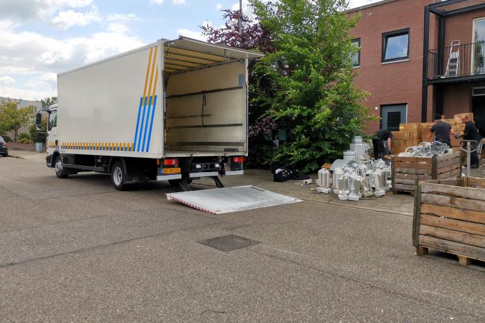 Inval bij leverancier grootschalige hennepteelt