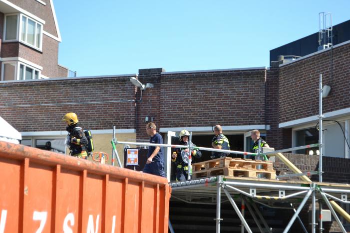 Winkelcentrum Winkelhof ontruimd gaslucht